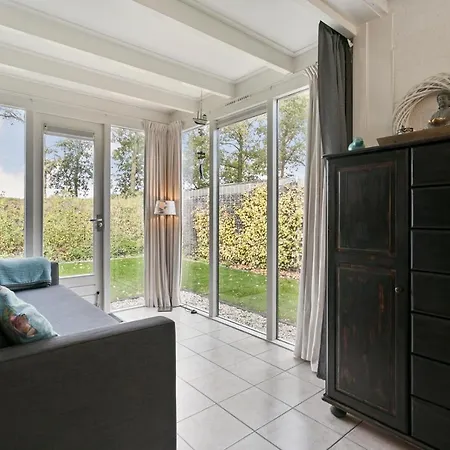Bungalow Kuste - Klepperstee Ouddorp, 2 Terraces And Garden, Near The Beach - Not For Companies