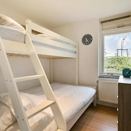 Vakantiehuis Bungalow Kuste - Klepperstee Ouddorp, 2 Terraces And Garden, Near The Beach - Not For Companies *