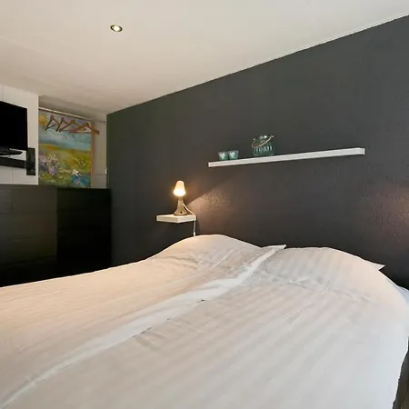 Bungalow Kuste - Klepperstee Ouddorp, 2 Terraces And Garden, Near The Beach - Not For Companies Vakantiehuis Ouddorp